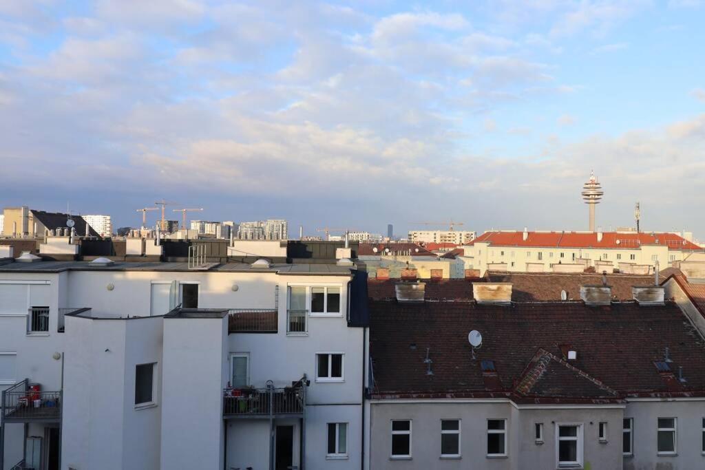 Brilliant View: Balcony Home, Modern, Stylish And Newly Renovated Vienne Extérieur photo